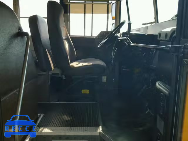1998 INTERNATIONAL 3000 3800 1HVBBABN2WH529665 image 4