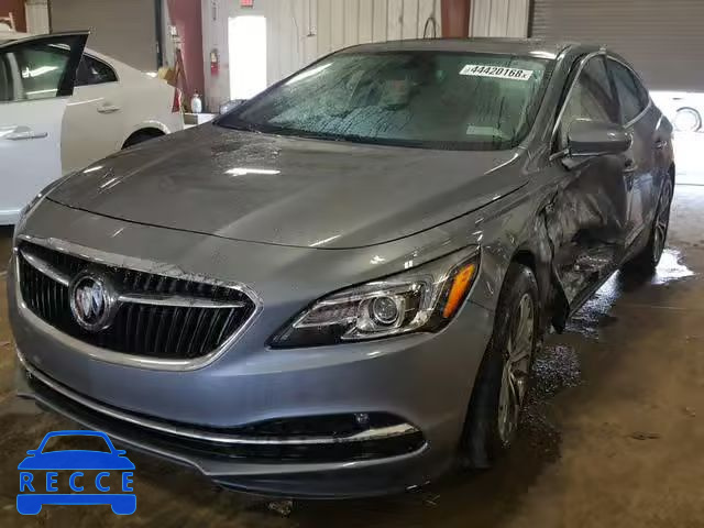 2018 BUICK LACROSSE E 1G4ZP5SS4JU134093 image 1