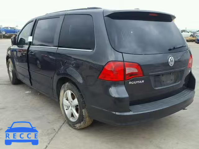 2011 VOLKSWAGEN ROUTAN SEL 2V4RW5DG5BR804674 зображення 2