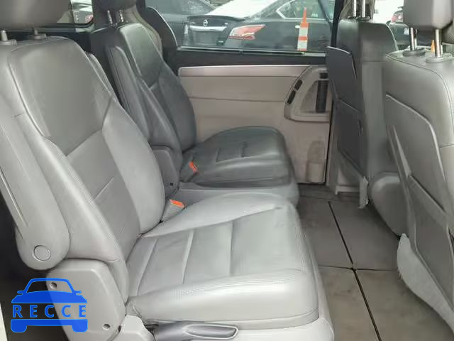 2011 VOLKSWAGEN ROUTAN SEL 2V4RW5DG5BR804674 зображення 5