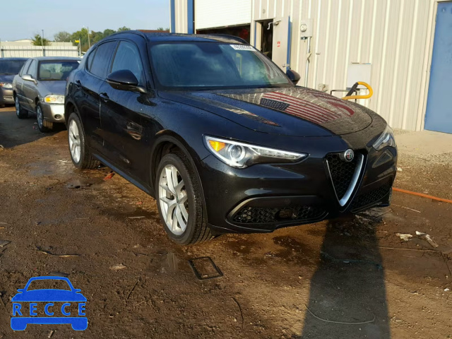 2018 ALFA ROMEO STELVIO TI ZASFAKNN9J7B69005 Bild 0