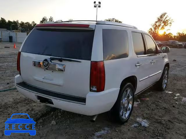 2010 CADILLAC ESCALADE H 1GYUKEEJ6AR161857 image 3