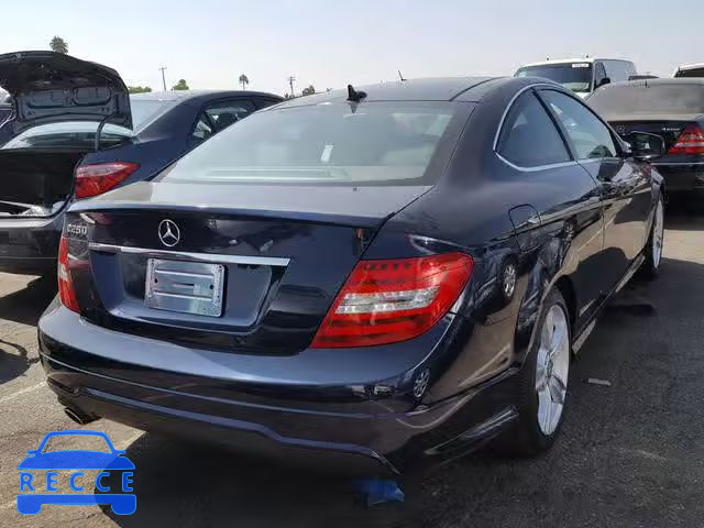 2015 MERCEDES-BENZ C 250 WDDGJ4HB4FG367515 image 3