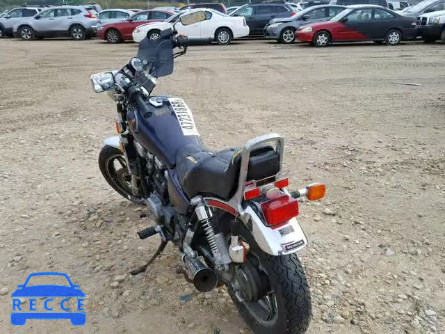 1982 HONDA VF750 C JH2RC0712CM026438 Bild 2