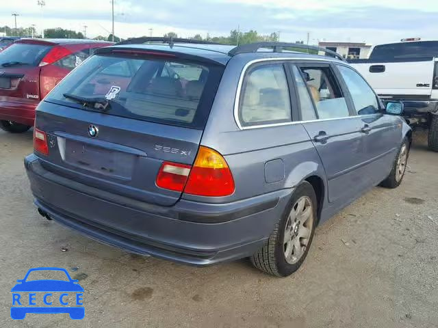 2002 BMW 325 XIT WBAEP33442PF00612 image 3