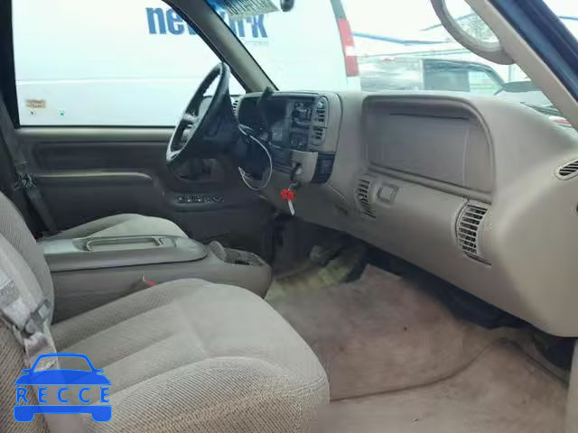 1998 GMC SUBURBAN K 1GKFK16R9WJ726575 image 4