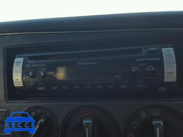 1992 SAAB 900 YS3AL75L9N7000870 image 8