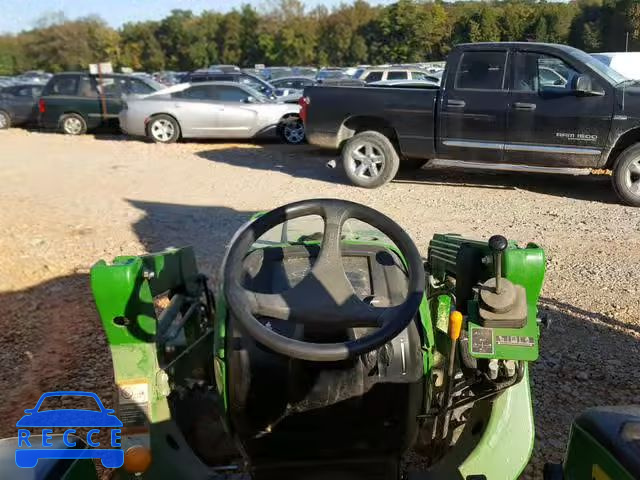 2012 JOHN DEERE TRACTOR 1LV3032ETCH412163 Bild 4