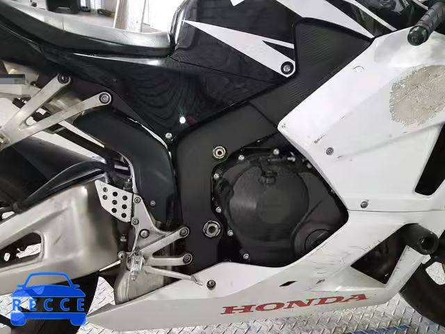 2016 HONDA CBR600 RR JH2PC40H8GK200200 Bild 6