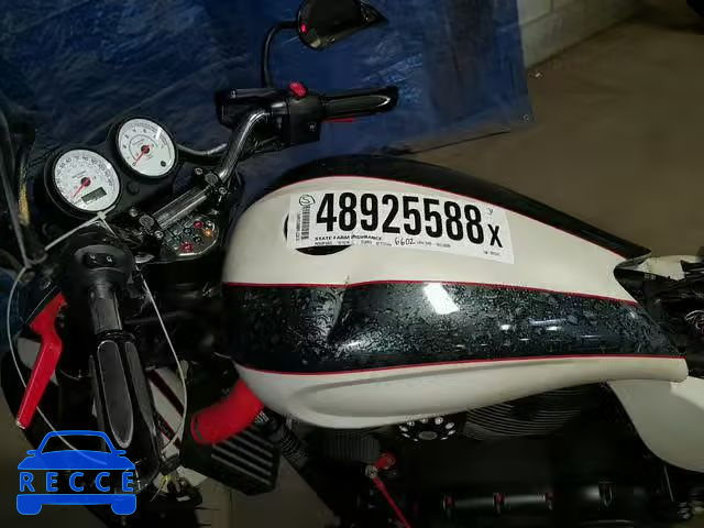 2010 VICTORY MOTORCYCLES HAMMER S 5VPHS36D8A3001312 image 4