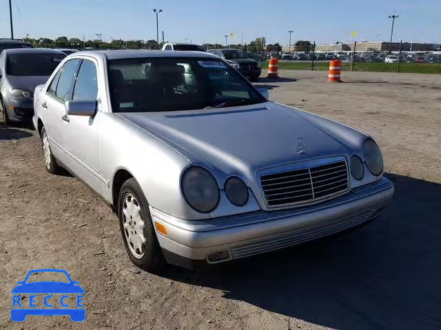 1998 MERCEDES-BENZ E 320 4MAT WDBJF82F3WX012743 image 0