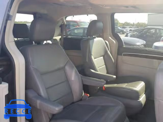 2011 VOLKSWAGEN ROUTAN SEL 2V4RW6DG1BR717618 зображення 5