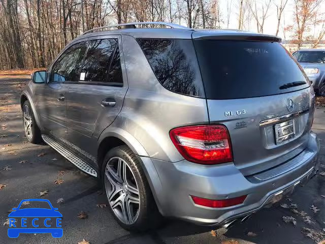 2010 MERCEDES-BENZ ML 63 AMG 4JGBB7HBXAA534096 зображення 3