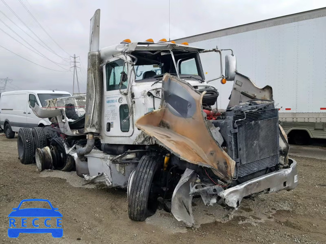 2010 PETERBILT 384 1XPVD09X0AD108878 Bild 0