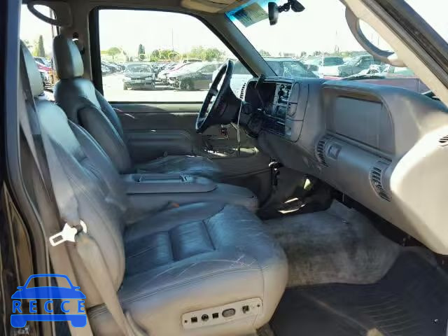 1999 CHEVROLET SUBURBAN C 3GNEC16RXXG235771 image 4