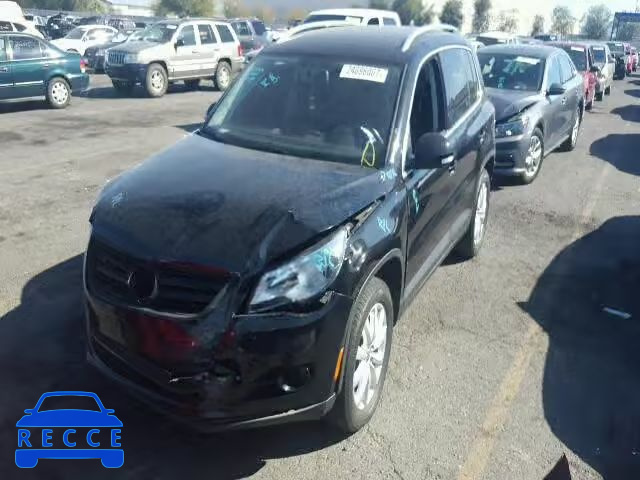 2011 VOLKSWAGEN TIGUAN S WVGAV7AX1BW544416 image 1