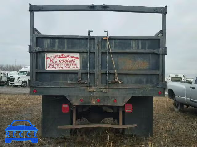 1998 FORD F700 1FDNF70JXWVA01718 image 5