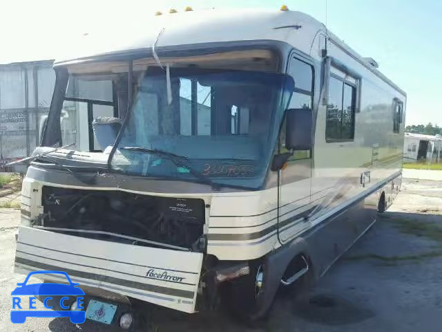 1995 CHEVROLET P30 1GBLP37N7S3306923 image 1