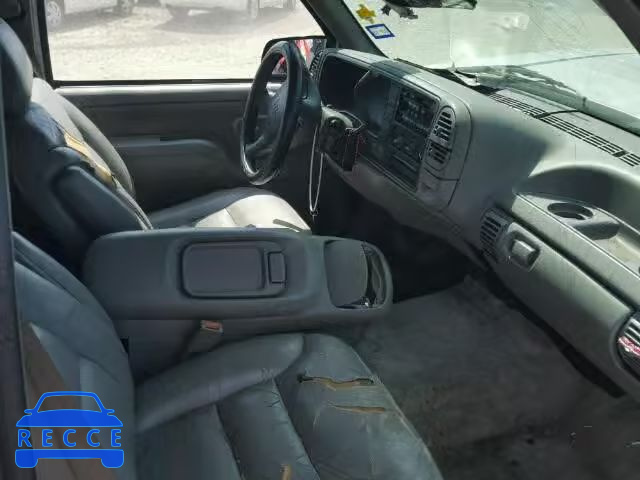 1996 CHEVROLET SUBURBAN 3GNFK16R4TG165685 Bild 4