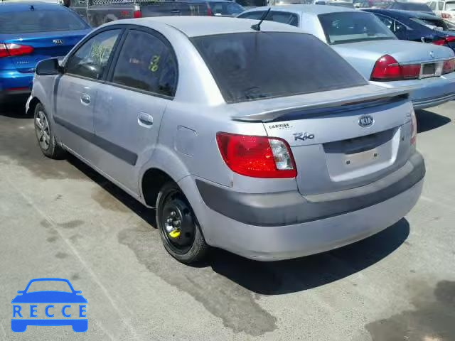 2008 KIA RIO BASE KNADE123586321795 image 2