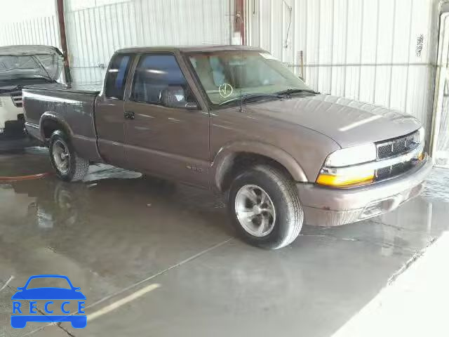 1998 CHEVROLET S TRUCK S1 1GCCS1942W8222360 image 0