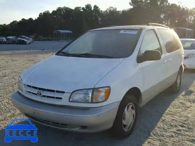 1998 TOYOTA SIENNA LE 4T3ZF13C8WU014475 image 1