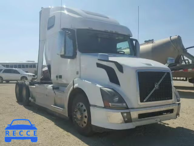 2015 VOLVO VN 4V4N99EH0FN913016 image 0