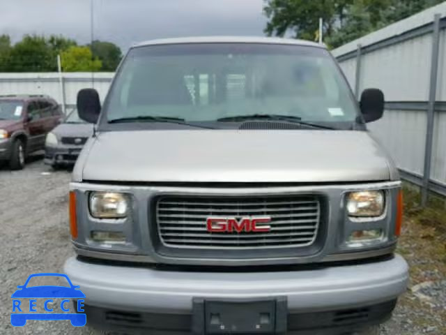 2002 GMC SAVANA G15 1GTFG15W321230833 image 8