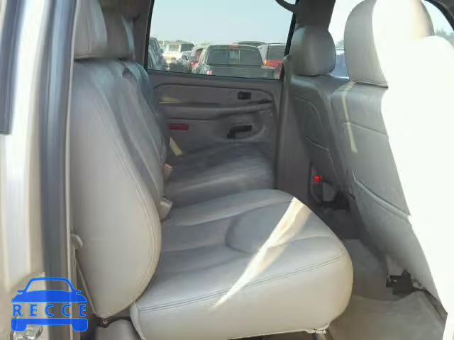 2005 CHEVROLET SUBURBAN K 3GNFK16Z75G100459 image 5