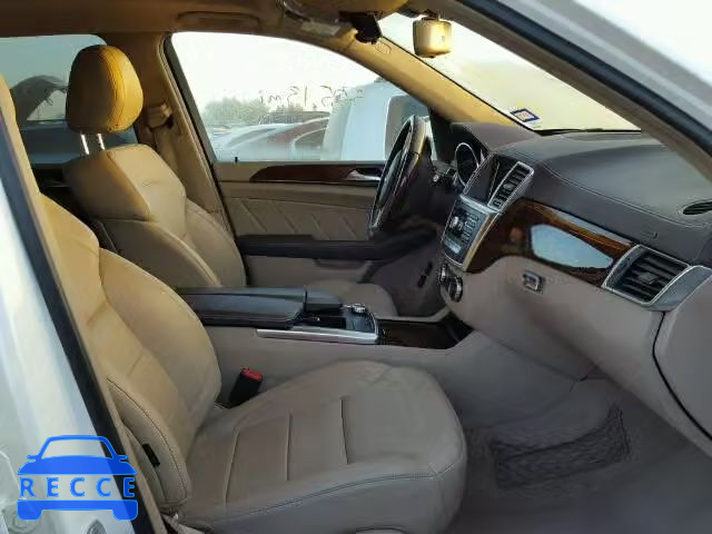 2016 MERCEDES-BENZ GL 450 4MA 4JGDF6EE1GA627586 image 4