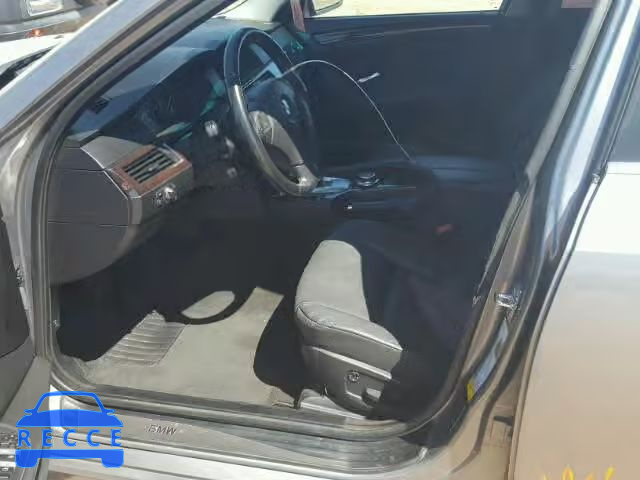 2008 BMW 528 I WBANU53508CT08632 image 4