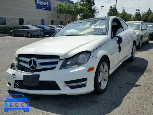 2012 MERCEDES-BENZ C 250 WDDGJ4HB0CF752216 зображення 1