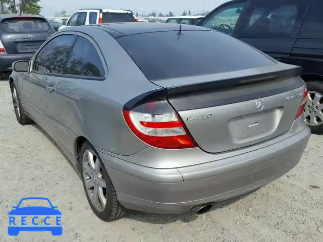 2005 MERCEDES-BENZ C 230K SPO WDBRN40J25A666754 Bild 2