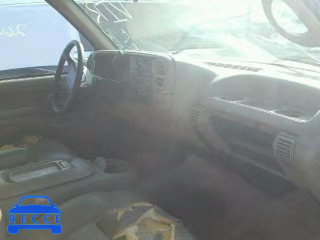 1996 CHEVROLET SUBURBAN 1GNFK16R4TJ347109 image 4