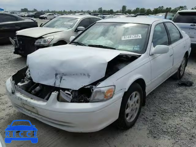 2000 TOYOTA CAMRY CE JT2BG22K9Y0446148 image 1