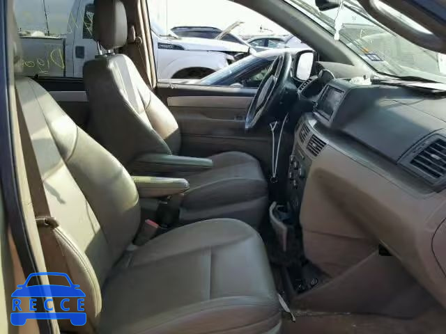 2011 VOLKSWAGEN ROUTAN 2V4RW3DG0BR691561 image 4