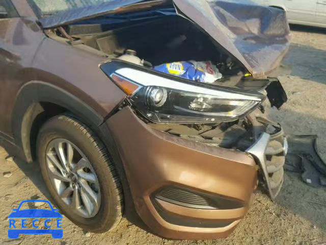 2017 HYUNDAI TUCSON SE KM8J23A45HU300781 image 8