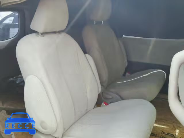2011 TOYOTA SIENNA BAS 5TDKA3DC1BS007955 image 5
