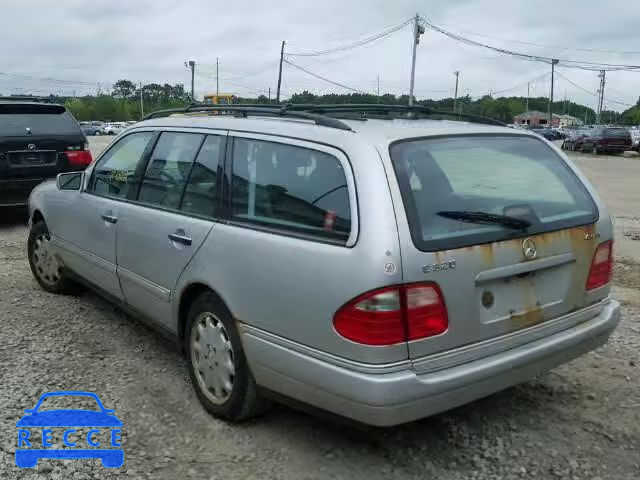 1999 MERCEDES-BENZ E 320 4MAT WDBJH82F4XX015887 Bild 2