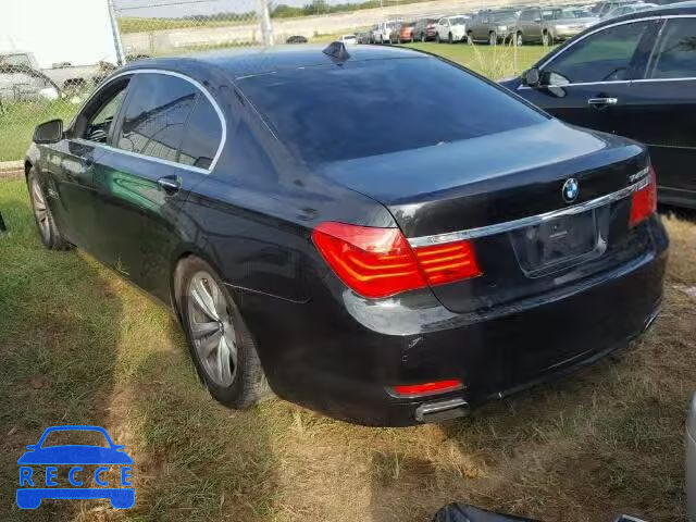 2011 BMW 740 WBAKB4C50BC574775 Bild 2