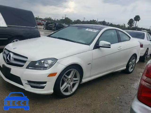 2012 MERCEDES-BENZ C 250 WDDGJ4HB0CF804704 зображення 1