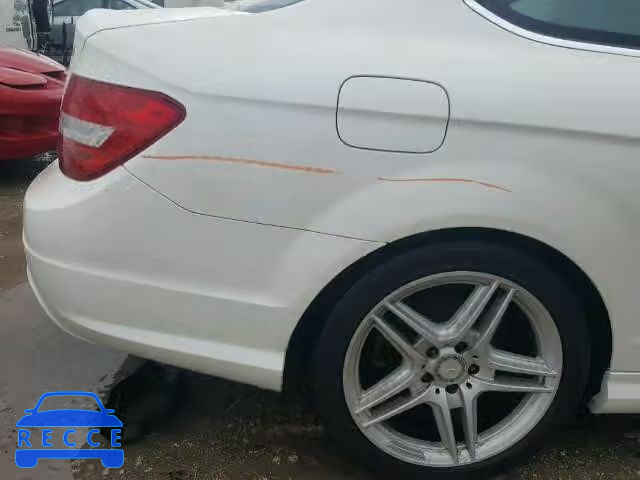 2012 MERCEDES-BENZ C 250 WDDGJ4HB0CF804704 зображення 8