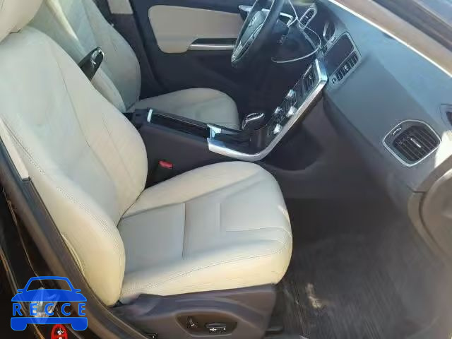 2016 VOLVO V60 YV140MEM3G1313059 image 4