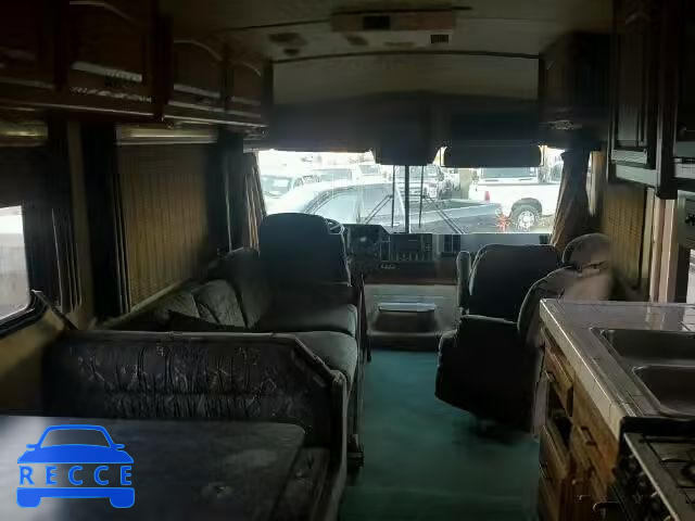 1992 CHEVROLET MOTORHOME 1GBKP37N5N3317175 зображення 4