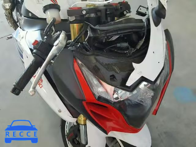 2013 SUZUKI GSX-R1000 JS1GT78AXD2100834 image 8