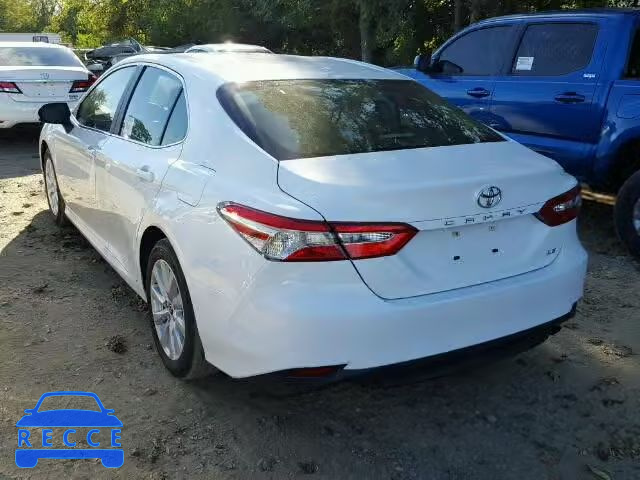 2018 TOYOTA CAMRY L JTNB11HK9J3004433 зображення 2