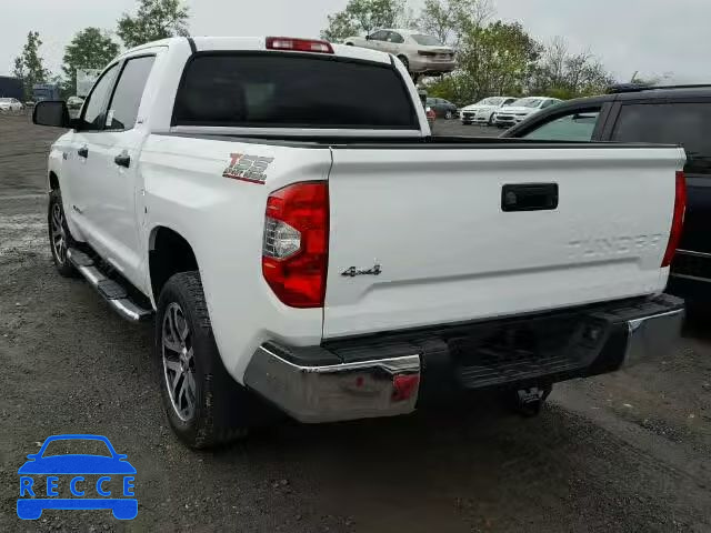 2017 TOYOTA TUNDRA CREWMAX 5TFDW5F10HX615213 image 2