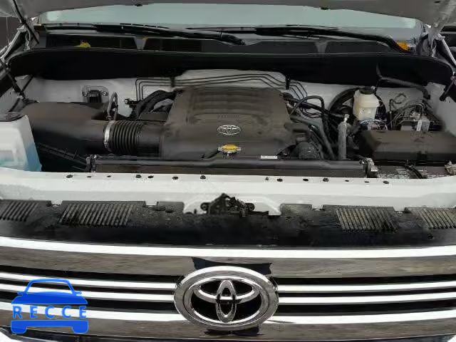 2017 TOYOTA TUNDRA CREWMAX 5TFDW5F10HX615213 image 6