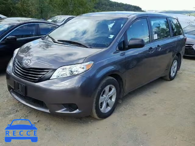 2017 TOYOTA SIENNA BAS 5TDZZ3DC8HS795651 image 1