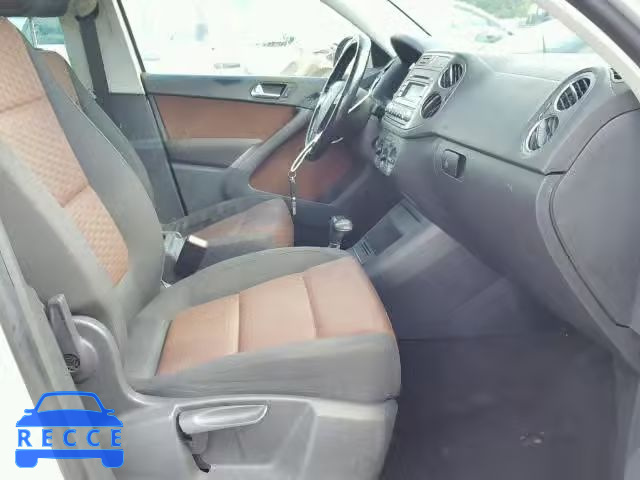 2009 VOLKSWAGEN TIGUAN SE WVGBV75N09W068375 зображення 4